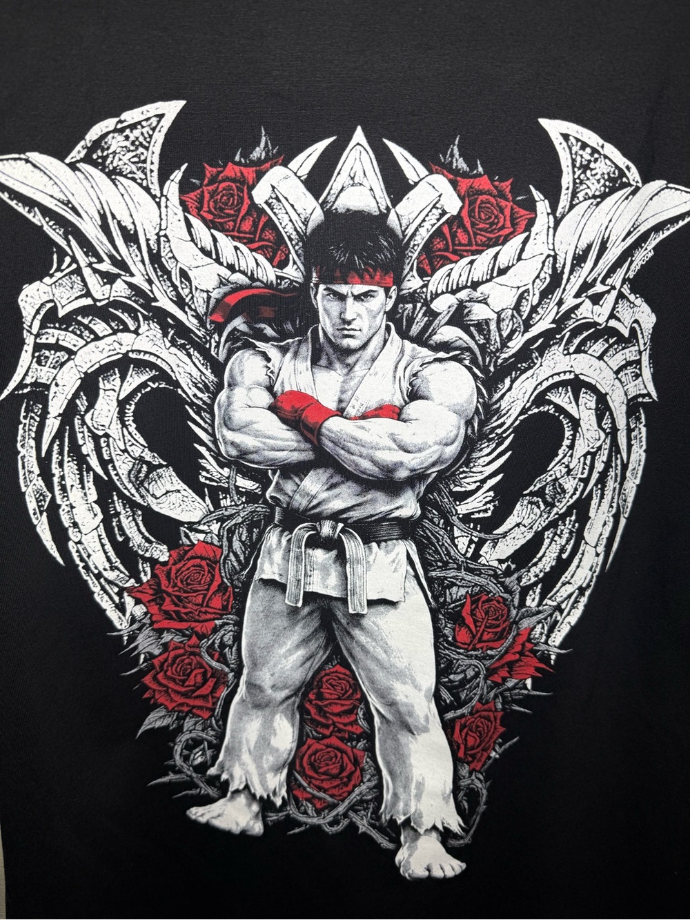Street Fighter Men's Black Graphic Martial Arts Tee with Red Accents
